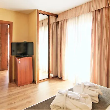 Hotel Ele Puente De