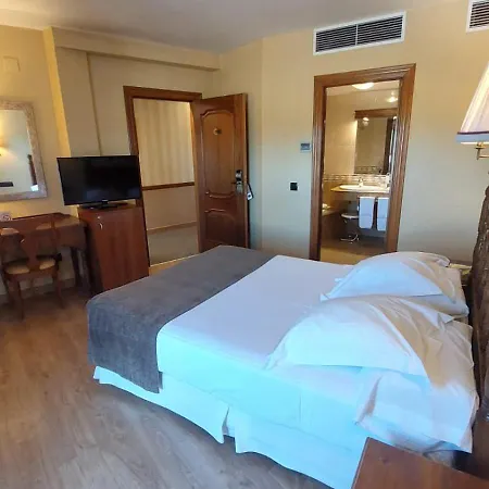 Ele Puente De Hotel 4*