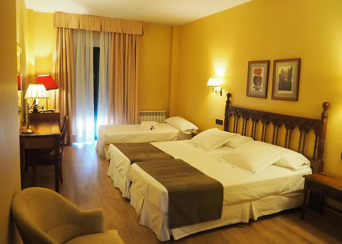 Ele Puente De 호텔 4*