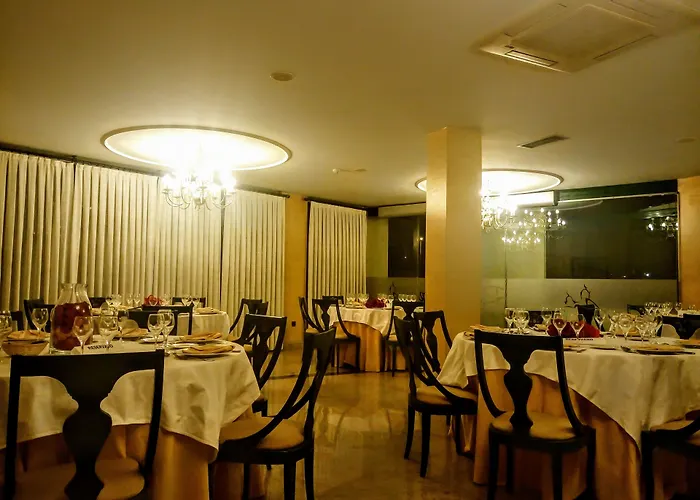 ホテル Ele Puente De 4*