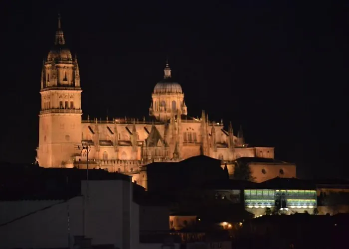 ホテル Ele Puente De