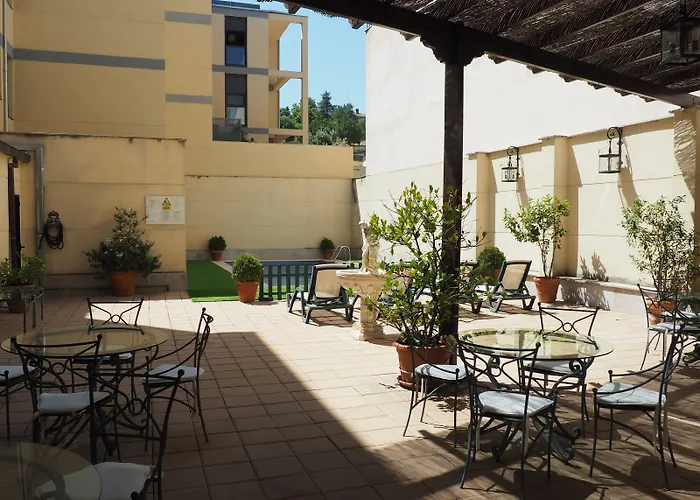 Ele Puente De 호텔 4*